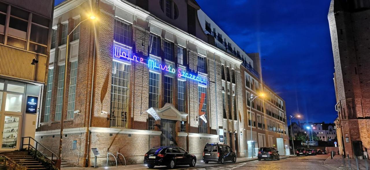 River House - J&D Apartamenty ชเตชชิน ภายนอก รูปภาพ